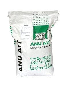 Anu Ait sööt lammastele